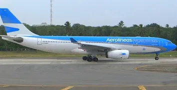 ANAC DETERMINA RESTRIÇÕES À AEROLINEAS ARGENTINAS A OPERAÇÃO EM SALVADOR