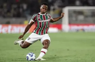 ARIAS SE DESPEDE DO FLUMINENSE COM AGRADECIMENTO E PROMETENDO VOLTAR: ‘NÃO É UM ADEUS’