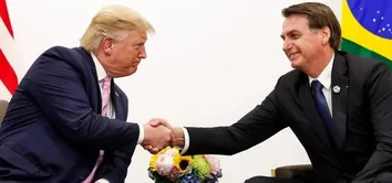 TRUMP VOLTA A APOIAR BOLSONARO E CHAMA PROCESSOS DE 'CAÇA ÀS BRUXAS'