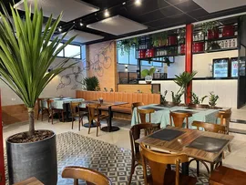 RESTAURANTE EM SALVADOR OFERECE 60 VAGAS DE EMPREGO