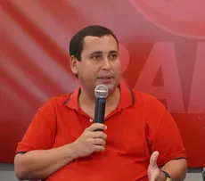 'ACM NETO MENTE, TIRA DE CONTEXTO E MANIPULA INFORMAÇÃO', CRITICA PRESIDENTE DO PT