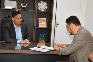 ALAGOINHAS FIRMA PROTOCOLO PARA INSTALAÇÃO DE DISTRIBUIDORA DE COMBUSTÍVEIS NA CIDADE