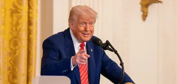 TRUMP AMEAÇA IMPOR TARIFA DE 10% A PAÍSES ALINHADOS AO BRICS