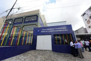 PREFEITURA INFORMA QUE 78% DAS ESCOLAS ESTÃO EM FUNCIONAMENTO E REFORÇA APELO POR FIM DA GREVE