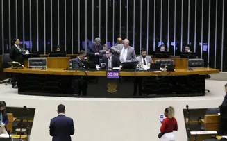 DUELO DE GOVERNO E OPOSIÇÃO TERÁ MINISTROS NO PARLAMENTO
