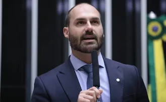 EDUARDO BOLSONARO DIZ QUE NÃO ESTÁ BUSCANDO SER PRESIDENTE DA REPÚBLICA: ‘QUERO VER JUSTIÇA’