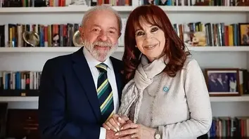 COMISSÃO DA CÂMARA CONVOCA MAURO VIEIRA PARA EXPLICAR VISITA DE LULA A CRISTINA KIRCHNER