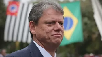 TARCÍSIO SE REÚNE COM REPRESENTANTE DOS EUA E PEDE RECUO EM TARIFA APLICADA POR TRUMP