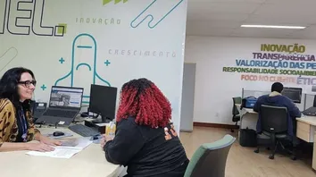 IEL OFERECE 600 VAGAS DE ESTÁGIO E EMPREGO COM BOLSAS DE ATÉ R$ 8 MIL NA BAHIA