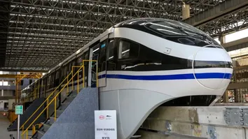 BYD ASSUME LINHA DE TREM INACABADA E DETERMINA DATA DE INAUGURAÇÃO