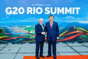 CHINA DECLARA APOIO AO BRASIL EM DISPUTA TARIFÁRIA COM OS EUA E CRITICA 'INTIMIDAÇÃO'