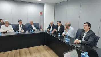 PROJETO DA FERROVIA SALVADOR-FEIRA DE SANTANA É APRESENTADO NA FIEB
