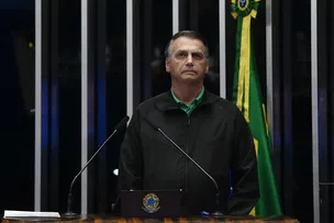 MORAES QUER QUE BOLSONARO CUMPRA PENA NO COMPLEXO DA PAPUDA