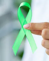 AGOSTO VERDE CLARO: CAMPANHA DE COMBATE AO LINFOMA ACENDE ALERTA PARA NÓDULOS NO PESCOÇO, AXILAS E VIRILHA