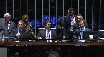 SENADO APROVA ISENÇÃO DO IR PARA QUEM RECEBE ATÉ DOIS SALÁRIOS MÍNIMOS