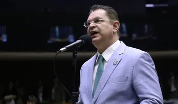 SÓSTENES FALA EM ‘OBSTRUÇÃO TOTAL’ E DIZ QUE OPOSIÇÃO ESTÁ EM ‘GUERRA’ COM O GOVERNO