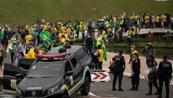 ASSOCIAÇÃO DIZ QUE PMS DO DF AGUARDAM JULGAMENTO DO 8 DE JANEIRO COMO ‘GADO À ESPERA DO ABATE’