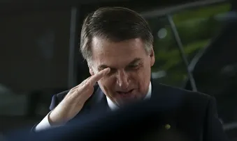 PF APONTA QUE BOLSONARO MOVIMENTOU R$ 30,5 MILHÕES EM UM ANO