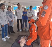 ESTUDANTES DO CEEP ANÍSIO TEIXEIRA PROMOVEM DIA DEDICADO À SAÚDE PARA A COMUNIDADE