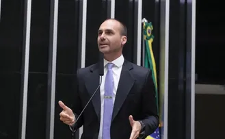 ‘ESTÃO AUMENTANDO MINHA MORAL’, DIZ EDUARDO BOLSONARO SOBRE DISCURSOS DOS MINISTROS DO STF