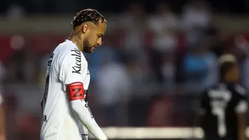 SANTOS ABRE SINDICÂNCIA APÓS CONFUSÃO ENTRE NEYMAR E ROBINHO JR. EM TREINO