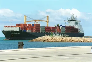 OBRAS DE DREGAGEM COMEÇAM EM SUAPE PARA O FUTURO TERMINAL DE CONTÊINERES