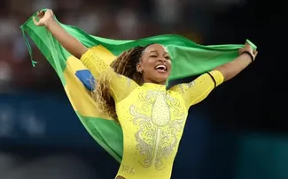 REBECA ANDRADE ANUNCIA QUE NÃO DISPUTARÁ MAIS PROVAS DE SOLO
