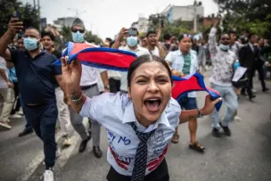 ENTENDA A ONDA DE PROTESTOS QUE LEVOU À RENÚNCIA DO PREMIÊ DO NEPAL