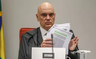 MORAES: NÃO É CRÍVEL PENSAR QUE PLANO PARA MATAR AUTORIDADES NÃO TENHA SIDO LEVADO A BOLSONARO
