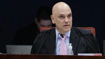 ‘BRASIL QUASE VOLTOU À DITADURA PORQUE GRUPO NÃO SABE PERDER ELEIÇÕES’, DIZ MORAES