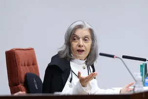 CÁRMEN: GRUPO LIDERADO POR BOLSONARO PLANEJOU ATAQUE PROGRESSIVO, SISTEMÁTICO A INSTITUIÇÕES