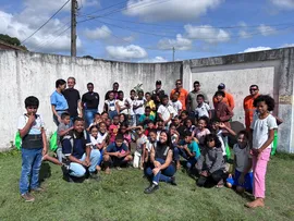SUZANO PLANTA IPÊS NA BAHIA E MOBILIZA ESCOLAS NO DIA DA ÁRVORE