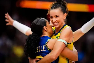 BRASIL AVANÇA PARA SEMIFINAL DO MUNDIAL DE VÔLEI FEMININO