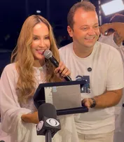 CLAUDIA LEITTE ARRASTA MULTIDÃO EM SERGIPE E RECEBE TÍTULO DE CIDADÃ ITABAIANENSE