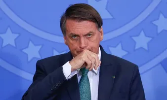 BOLSONARO VIRA ALVO DE INQUÉRITO POR CONDUÇÃO DA PANDEMIA; ENTENDA