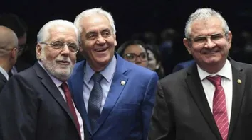 SENADORES BAIANOS VOTAM A FAVOR DE PROJETO QUE REDUZ PRAZO DE INELEGIBILIDADE