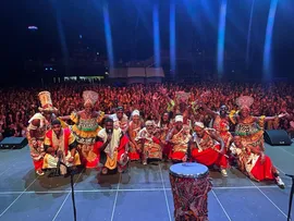 ILÊ AIYÊ AGITA PALCO DO SUMMERSTAGE CENTRAL PARK EM NOVA YORK