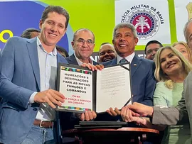SANCIONADA LEI QUE CRIA COMANDO REGIONAL DA PM EM JEQUIÉ. HASSAN E ZÉ COCÁ AGRADECEM AO GOVERNADOR