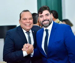 VICE-GOVERNADOR PARTICIPA DE SESSÃO ESPECIAL QUE CONCEDE TÍTULO DE CIDADÃO DE SALVADOR A ADOLPHO LOYOLA