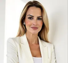 PROTEÇÃO INFANTOJUVENIL NA ERA DIGITAL: ALESSANDRA TANURE É DESTAQUE EM CURSO DA ESA-BA        