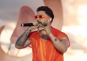 PAPAZONI LEVA ENERGIA DO PAGODE BAIANO PARA SHOWS NO INTERIOR E CELEBRA SUCESSO DA NOVA MÚSICA