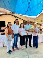 DEPUTADA ANUNCIA CHEGADA DE TRATOR PARA COMUNIDADE RURAL EM PARAMIRIM NA BAHIA