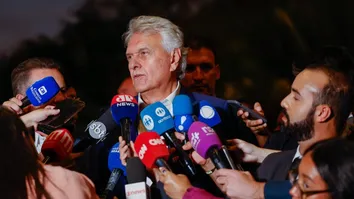 RONALDO CAIADO CRITICA CONDUÇÃO DE LULA NO TARIFAÇO E SE DIZ A FAVOR DA ANISTIA