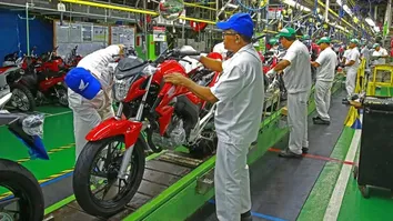PRODUÇÃO DE MOTOS SOBE 13,4% EM AGOSTO E TEM MELHOR MÊS DO ANO, DIZ ABRACICLO