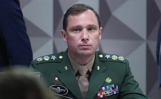 DEFESA DE MAURO CID NEGA COAÇÃO PELA PF PARA FIRMAR DELAÇÃO PREMIADA