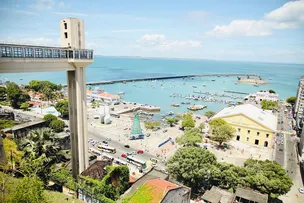 PREFEITURA ENTREGA PARTE DO ELEVADOR LACERDA PARA ESPAÇO DE FESTA E GERA POLÊMICA