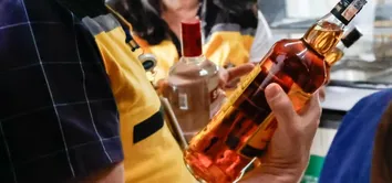 BRASIL CONFIRMA 47 CASOS DE INTOXICAÇÃO POR METANOL; OUTROS 57 ESTÃO SOB INVESTIGAÇÃO