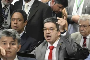 BASE DO GOVERNO BARRA CONVOCAÇÃO DE IRMÃO DE LULA EM CPMI DO INSS
