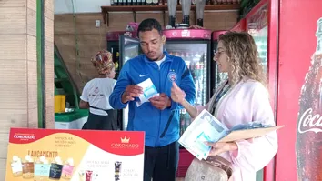 EMBASA LEVA ATENDIMENTO ITINERANTE PARA A FEIRA DE SÃO JOAQUIM