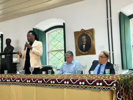 GUIA SOBRE PATRIMÔNIO DOCUMENTAL DO 2º MAIOR ARQUIVO PÚBLICO DO BRASIL É LANÇADO NA BAHIA